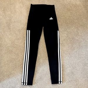 Women's Adidas Leggings size XS - like new!